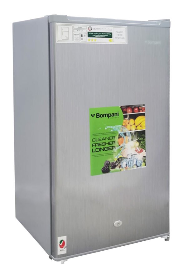 Refrigator